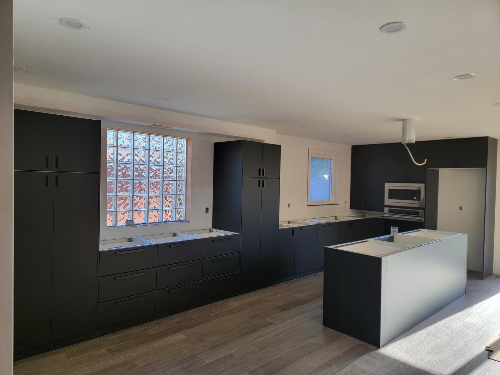 Kitchen cabinets Toronto